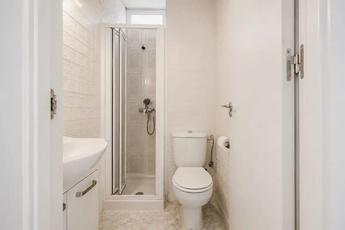 Baño de Piso en venta en Sevilla con Aire acondicionado y Calefacción