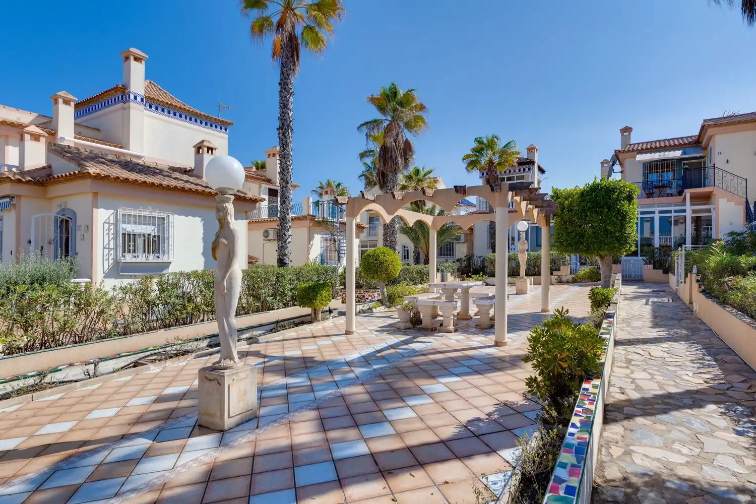 Terrassa de Estudi en venda en Torrevieja amb Aire condicionat, Terrassa i Traster