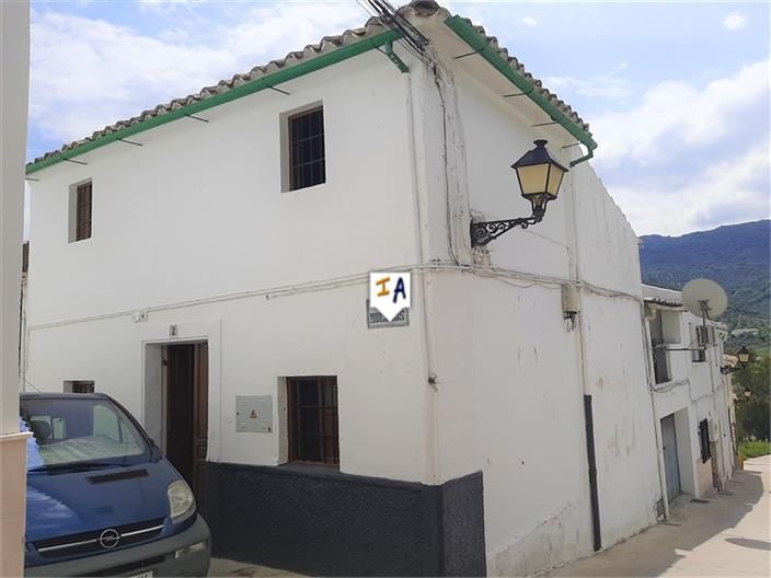 Vista exterior de Casa adosada en venta en Carcabuey con Terraza y Internet