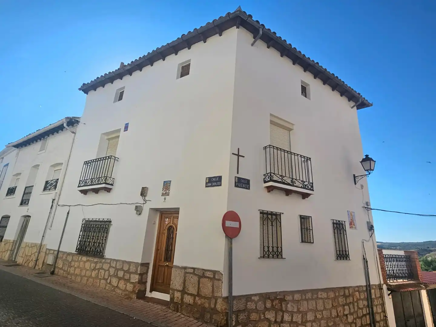 Vista exterior de Casa adosada en venda en Orusco de Tajuña amb Moblat