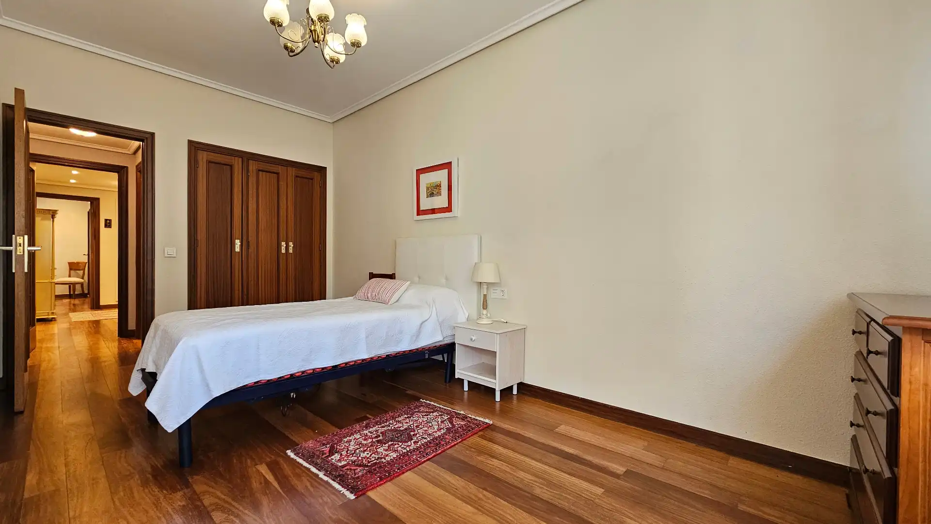Dormitori de Pis en venda en Vitoria - Gasteiz amb Calefacció, Parquet i Terrassa