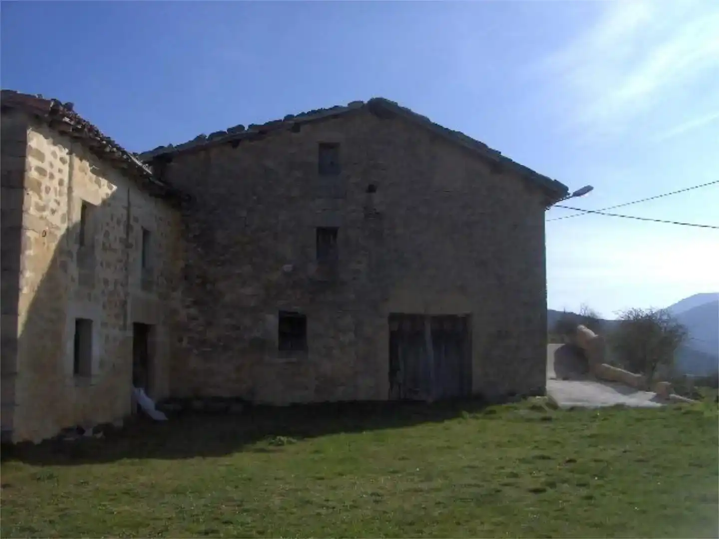 Vista exterior de Pis en venda en Oña