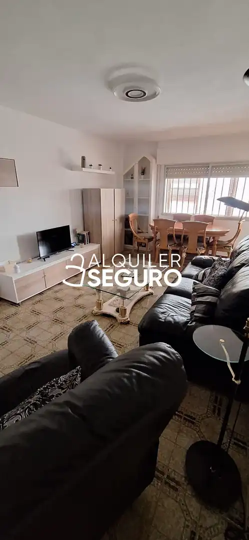 Living room of Flat for rent in Villarejo de Salvanés  with Heating, Swimming Pool and Furnished