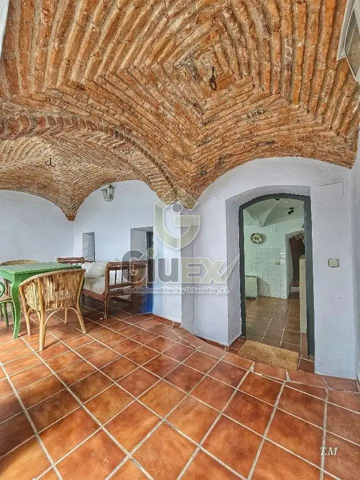 Casa o chalet de alquiler en Cáceres con Calefacción, Terraza y Amueblado