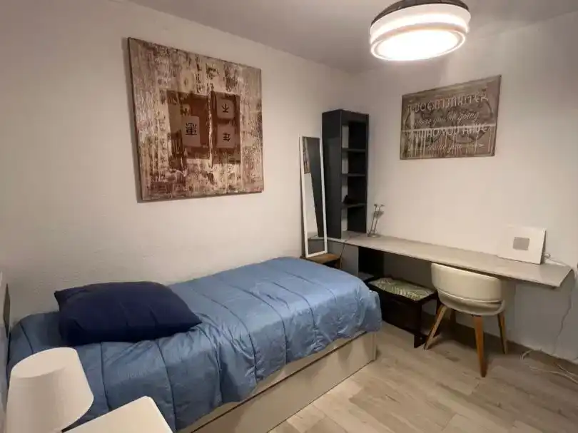Habitación de Piso para compartir en Pla - Carolinas