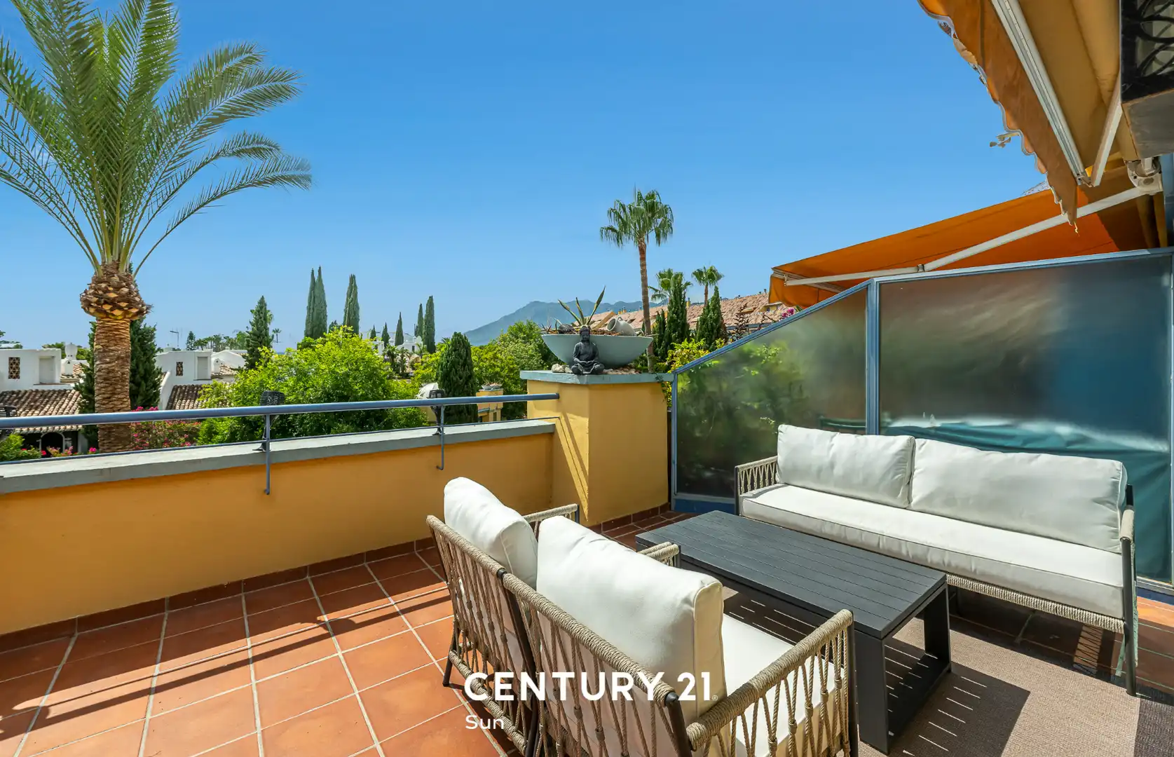Terrace of Attic for sale in Marbella  with Air Conditioner, Heating and Terrace