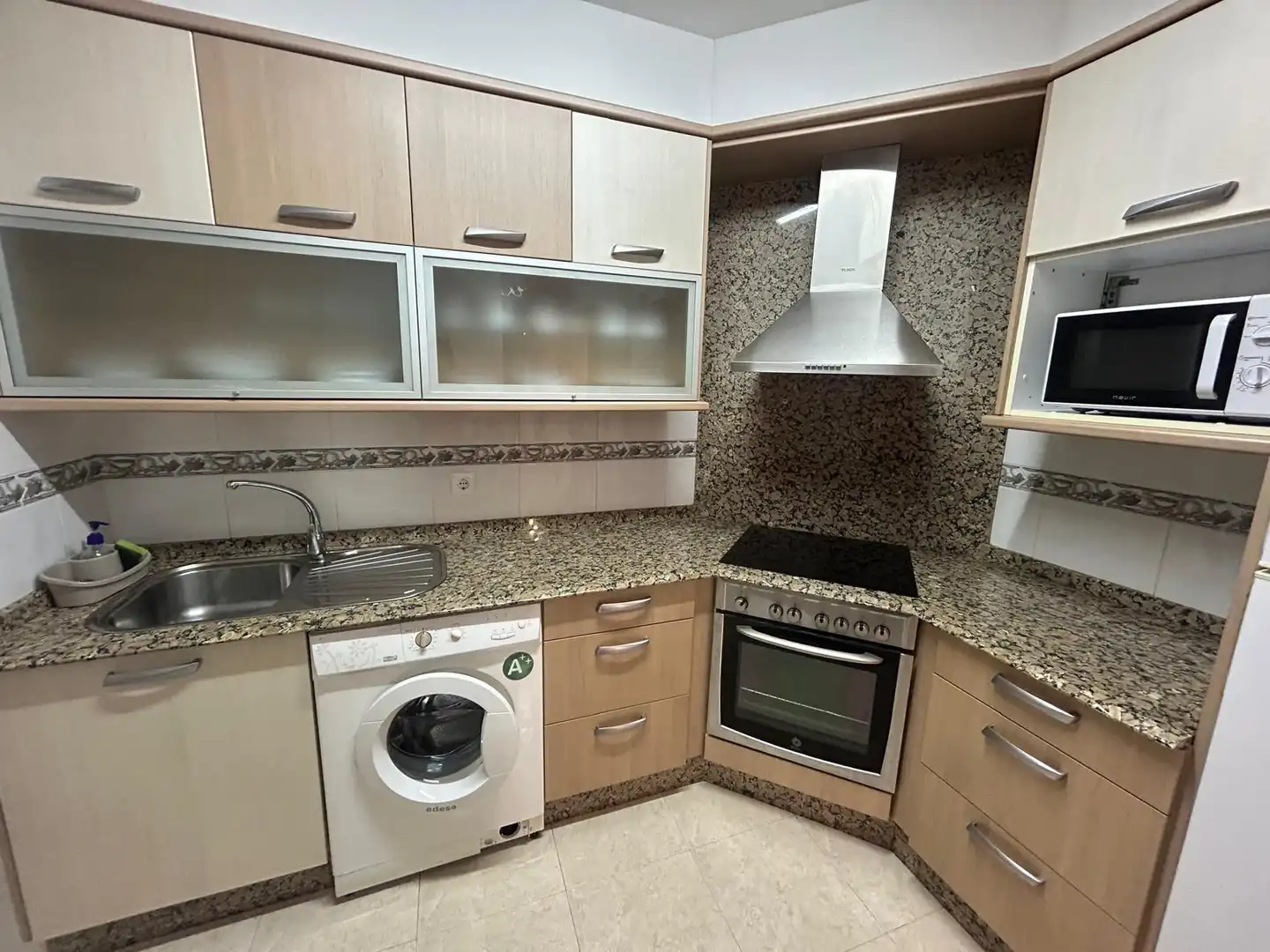 Flat with lift to rent in Aguiño, imagen 2
