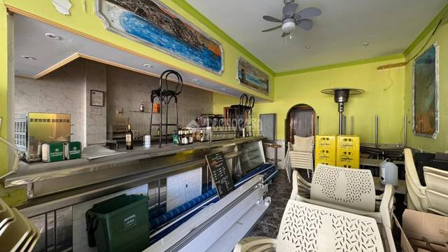 Local comercial en Venta en Calahonda - Carchuna