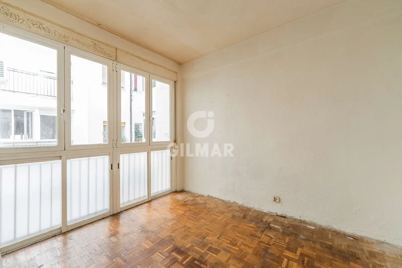 Schlafzimmer von Wohnung zum Verkauf in Madrid mit Heizung und Balkon