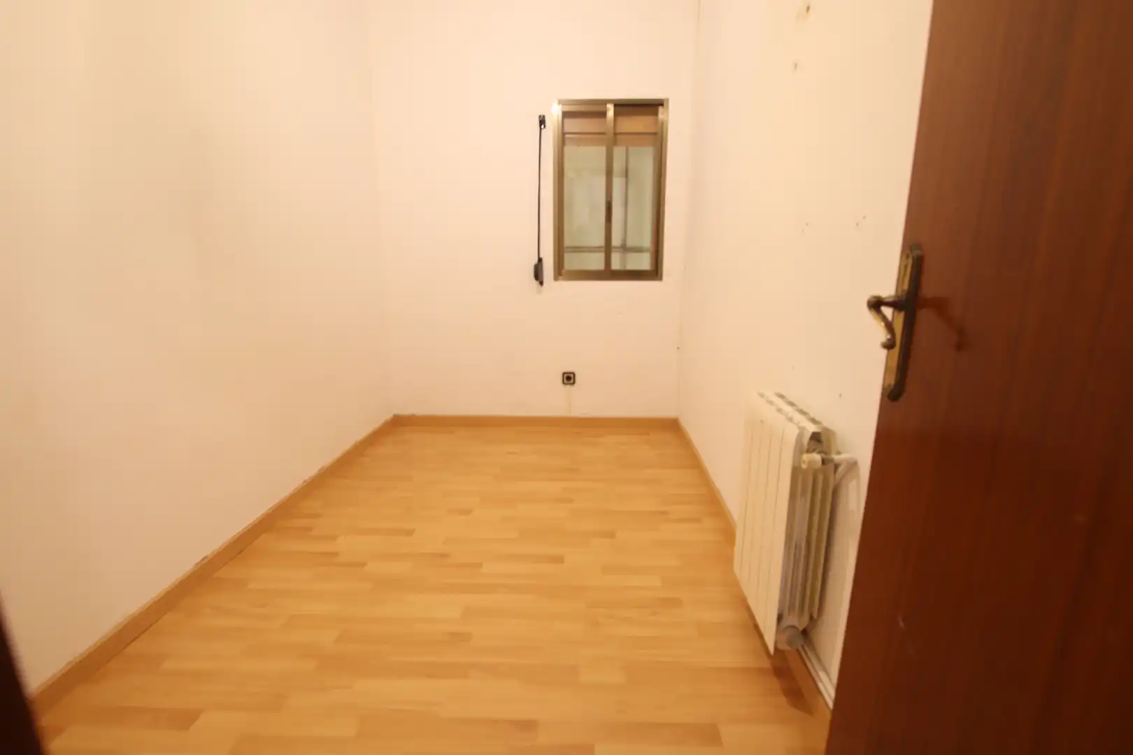 Bedroom of Flat for sale in L'Hospitalet de Llobregat  with Air Conditioner, Heating and Parquet flooring