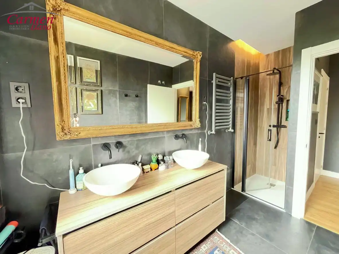 Bathroom of Flat for sale in Getxo   with Heating and Terrace