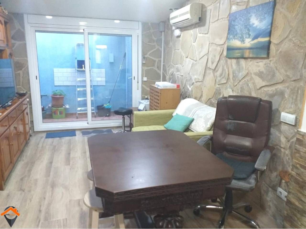 Living room of Flat for sale in Sabadell  with Air Conditioner, Heating and Storage room