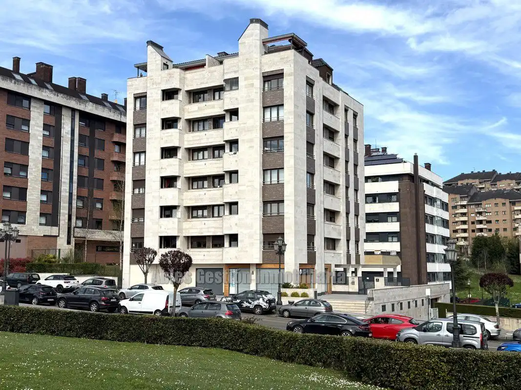 Wohnung zur Miete in Nava, 4, Montecerrao