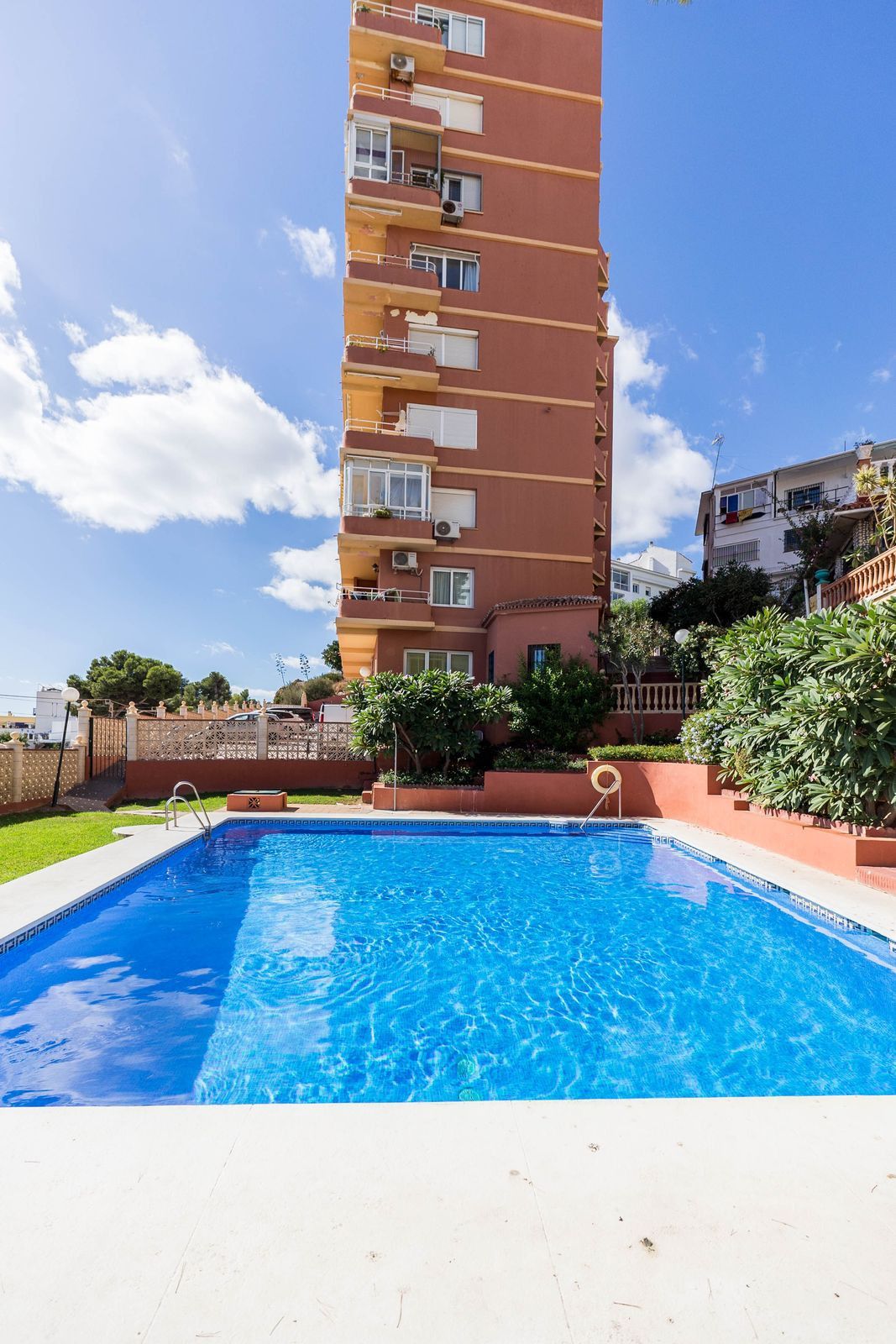 Swimming pool of Apartment for sale in Torremolinos  with Air Conditioner, Furnished and Community pool