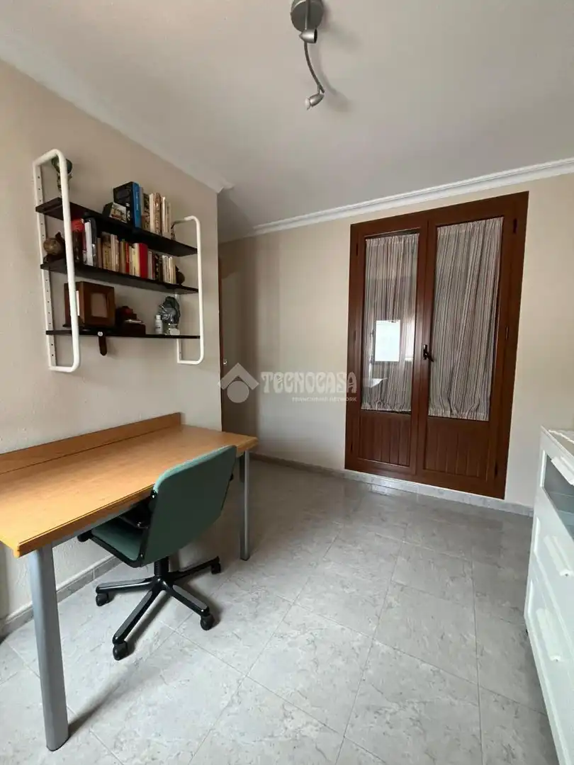 Bedroom of Detached homes for sale in Alcalá de Guadaira  with Air Conditioner, Heating and Balcony