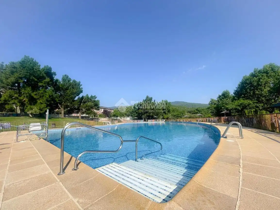 Piscina de Piso en venta en Guadarrama con Aire acondicionado, Calefacción y Terraza