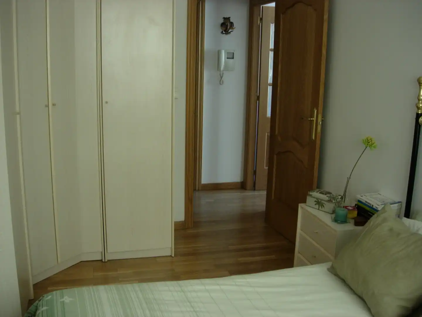 Schlafzimmer von Wohnung zur Miete in Zaragoza mit Heizung, Parkett und Möbliert