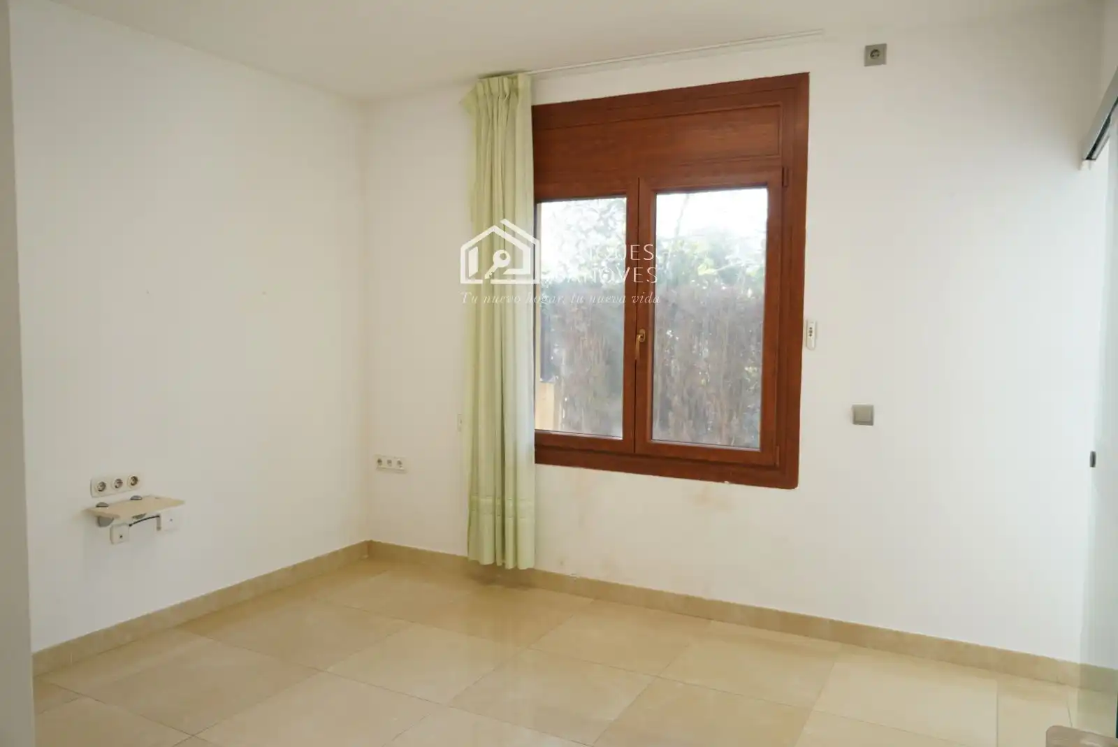 Dormitori de Casa o xalet en venda en Banyoles amb Aire condicionat, Calefacció i Jardí privat