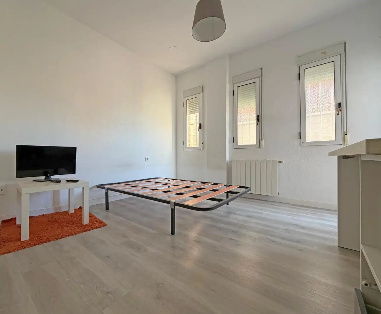 Dormitori de Casa o xalet en venda en Alicante / Alacant amb Calefacció, Jardí privat i Terrassa
