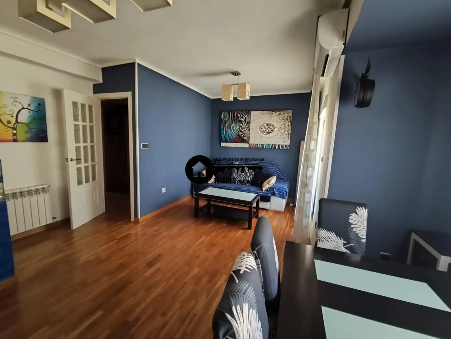 Living room of Apartments for sale in Albacete  with Heating, Parquet flooring and Furnished