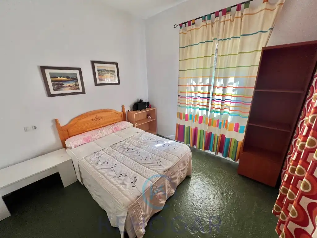 Schlafzimmer von Residential zum Verkauf in Los Palacios y Villafranca