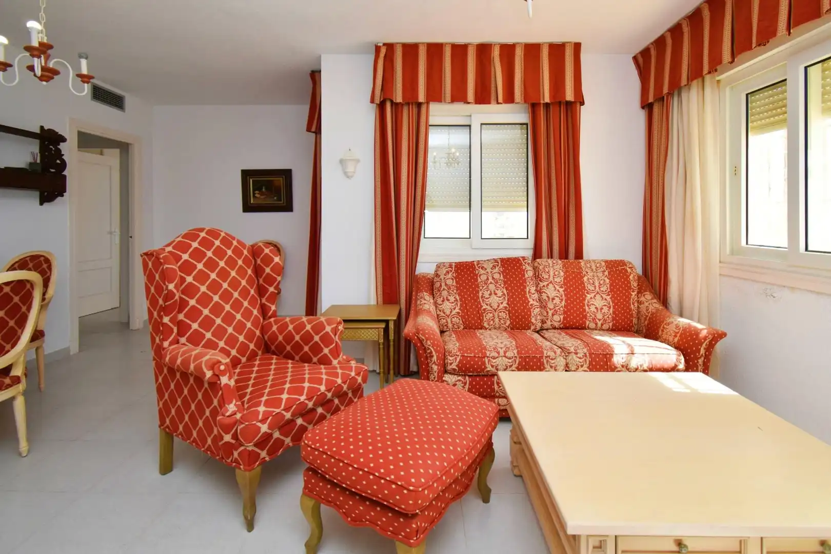 Sala d'estar de Pis en venda en El Ejido amb Jardí privat, Terrassa i Piscina comunitària