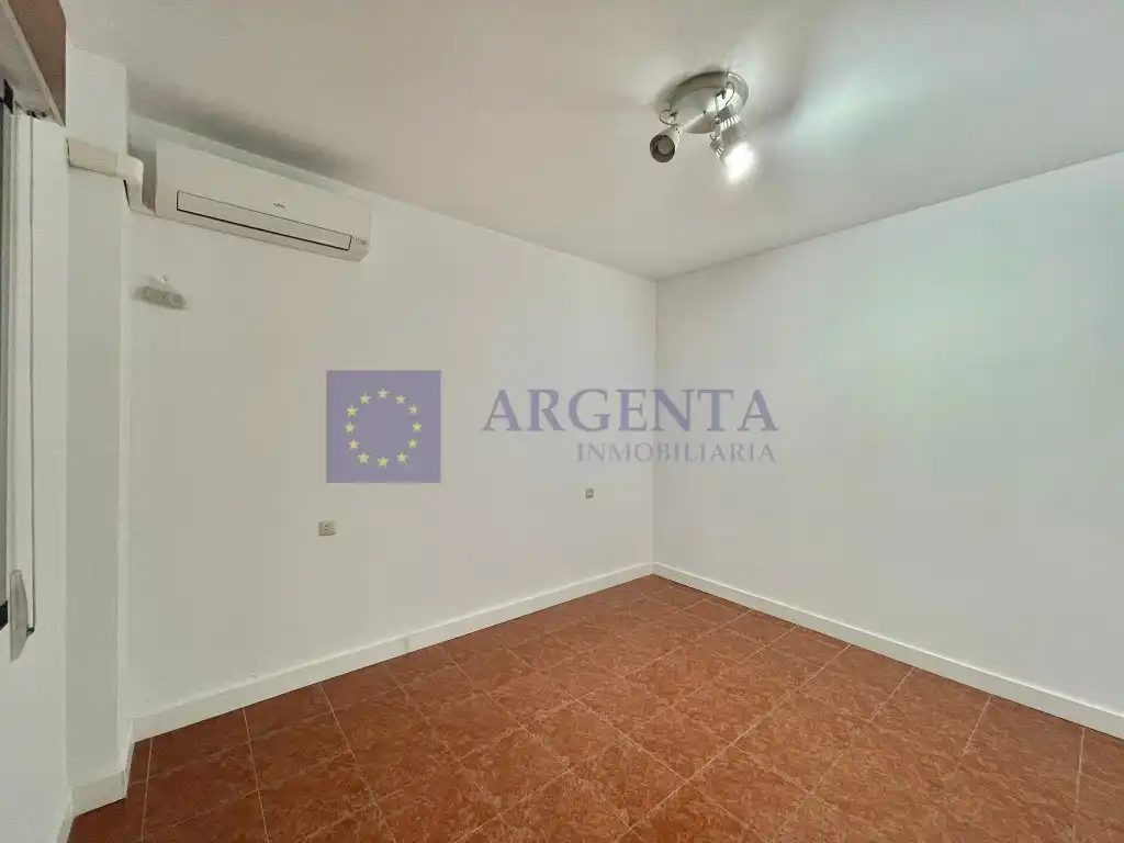 Casa adosada de alquiler en Malpartida de Cáceres