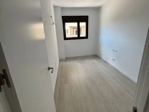 Bedroom of Flat for sale in Llevant