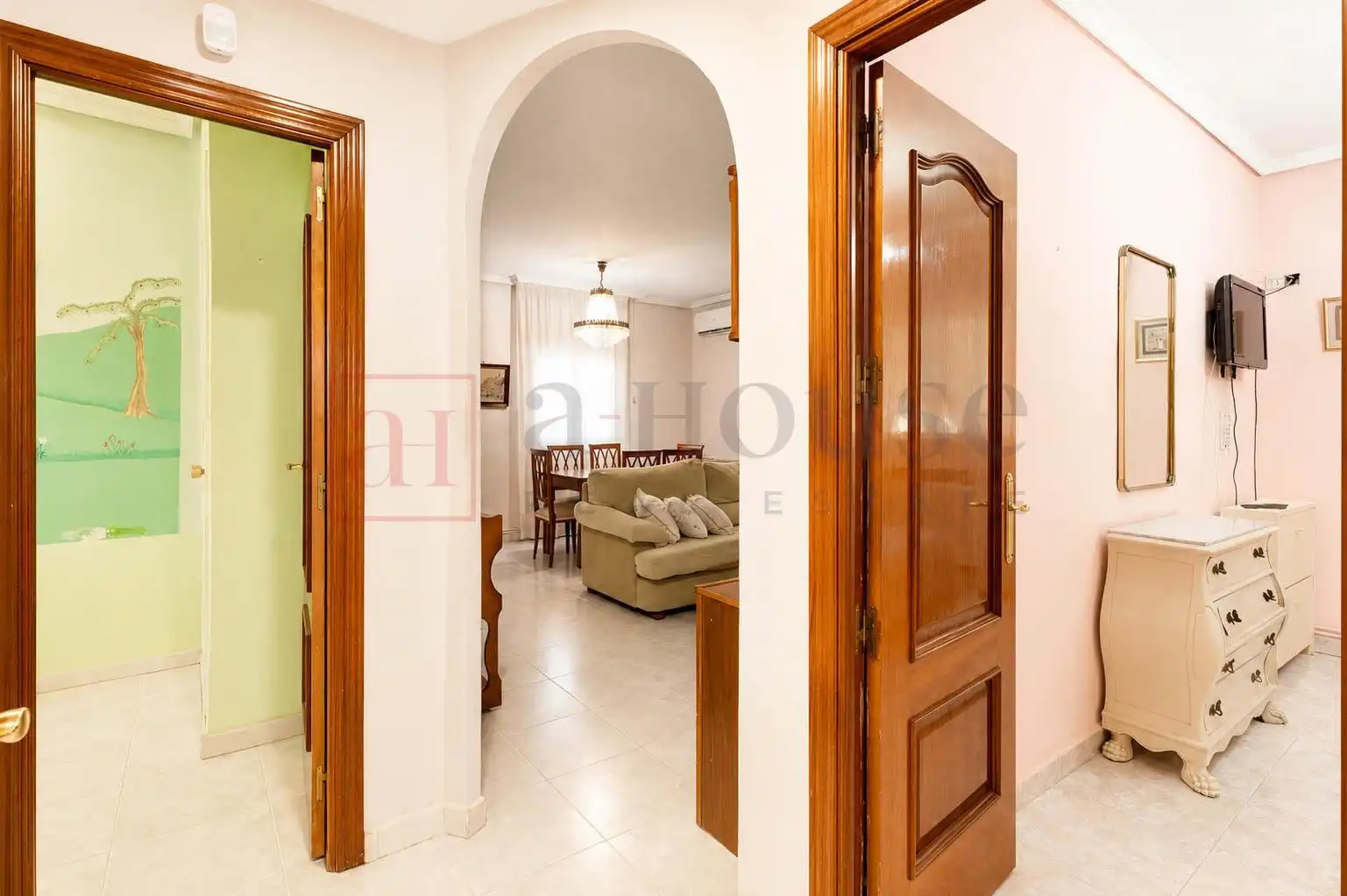 Houses for sale in Móstoles  with Air Conditioner, Heating and Private garden