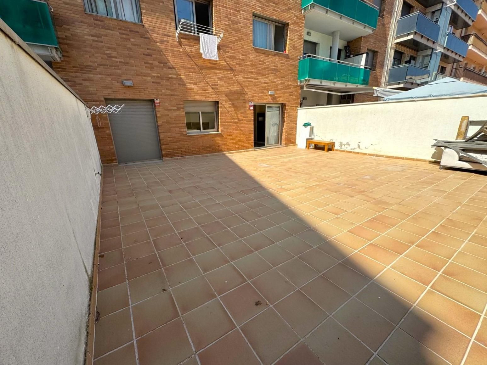 Terrace of Planta baja for sale in El Vendrell  with Air Conditioner, Terrace and Alarm