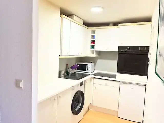Cuina de Apartament de lloguer en Aisa amb Parquet, Traster i Moblat