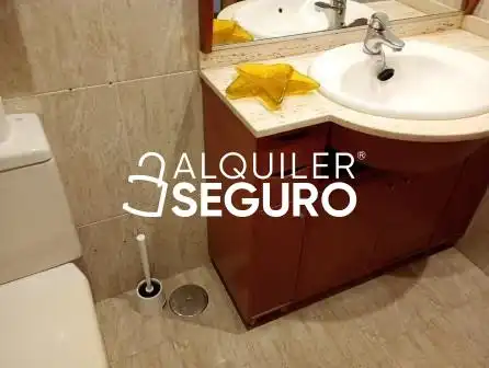 Bathroom of Flat for rent in Oleiros  with Heating and Furnished