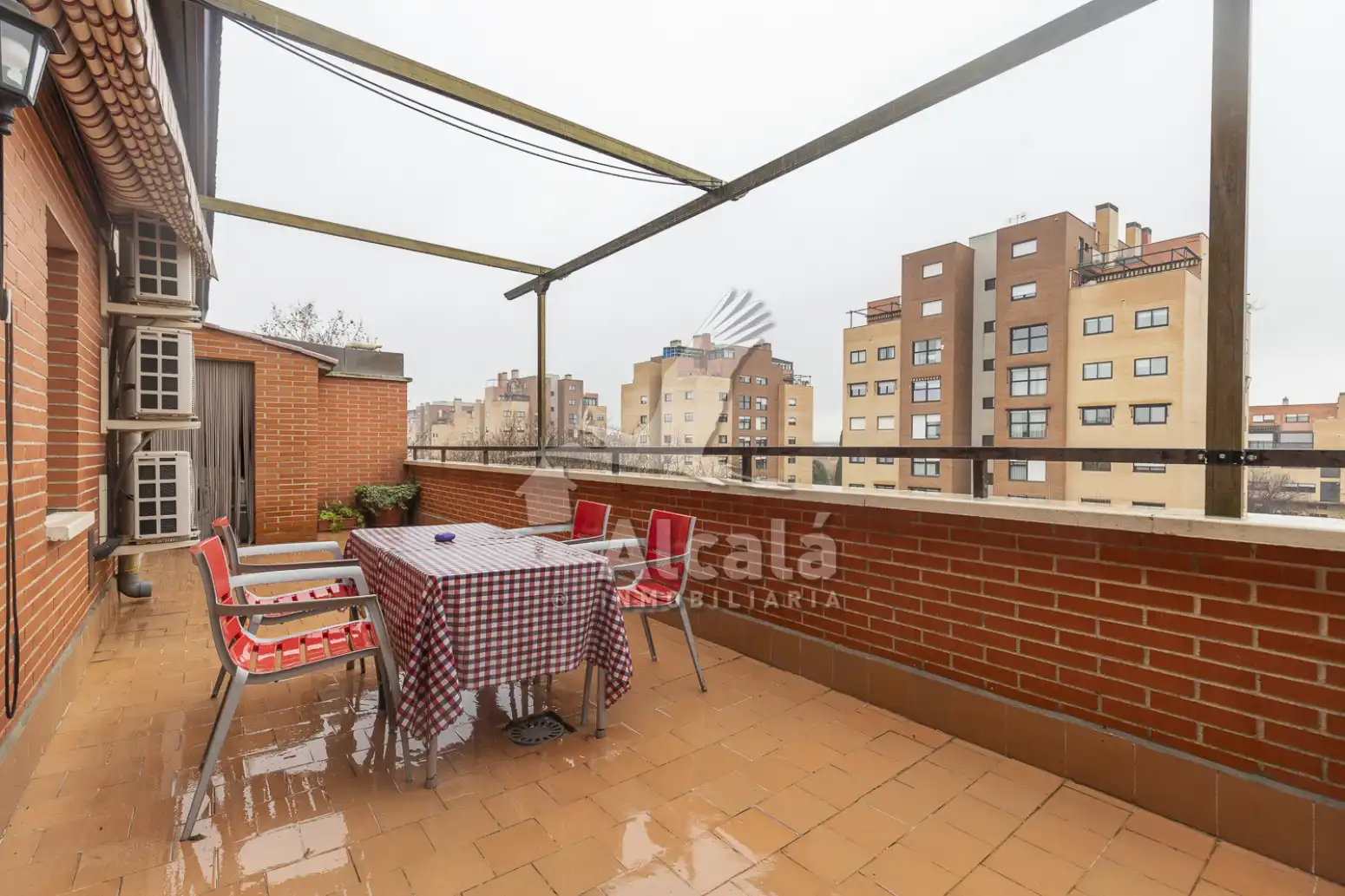 Terraza de Ático en venta en Alcalá de Henares con Aire acondicionado, Calefacción y Terraza