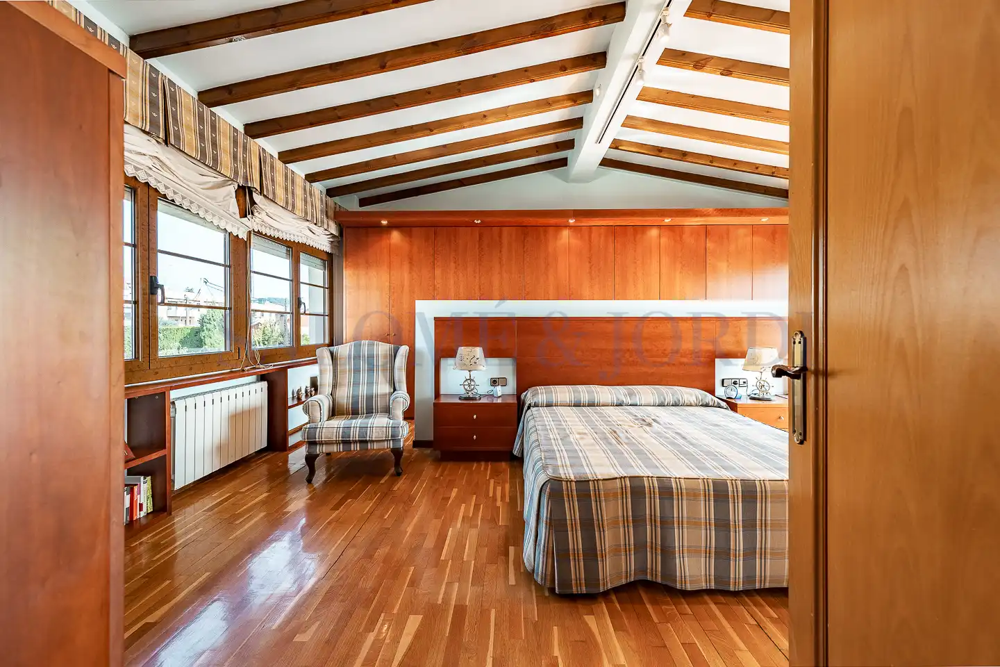 Schlafzimmer von Einfamilien-Reihenhaus zum Verkauf in Sant Andreu de Llavaneres mit Heizung, Privatgarten und Parkett