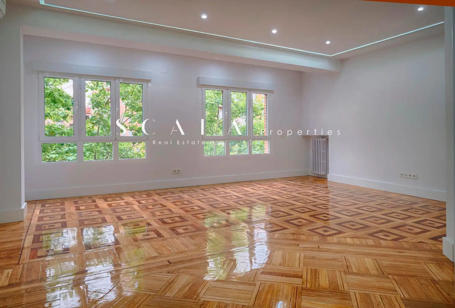 Piso con ascensor en venta en Conde de Peñalver, imagen 2