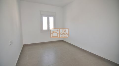 Foto 4 de Piso de alquiler en Calle Miralrío, Casco Antiguo, Cáceres Capital