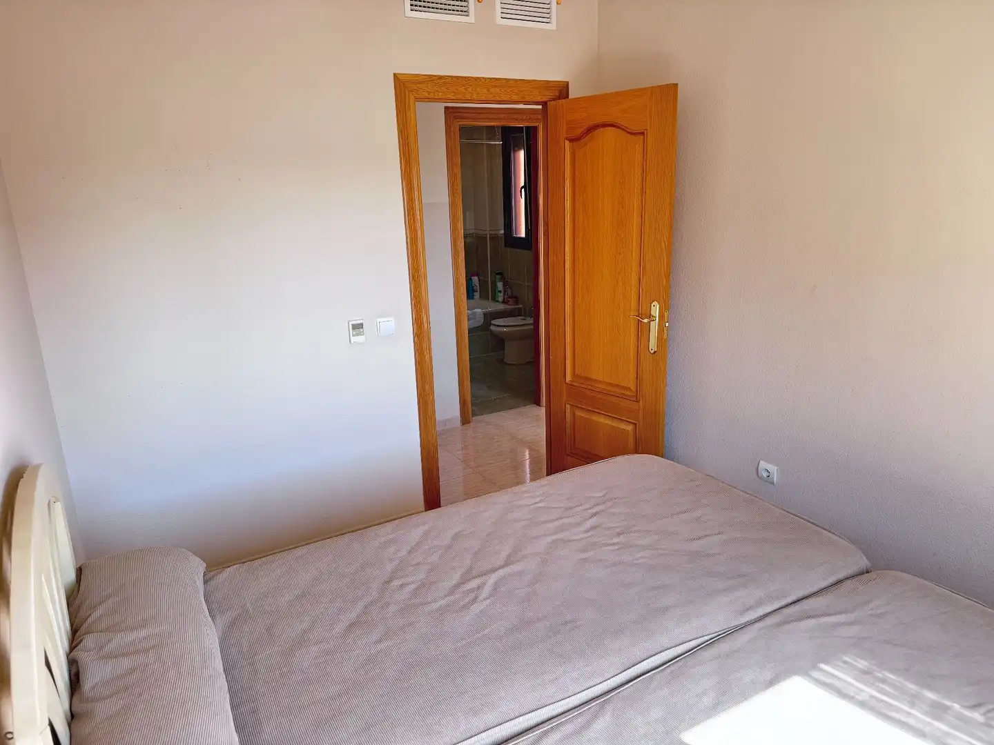 Habitación de Casa o chalet en venta en Roquetas de Mar con Aire acondicionado, Jardín privado y Terraza