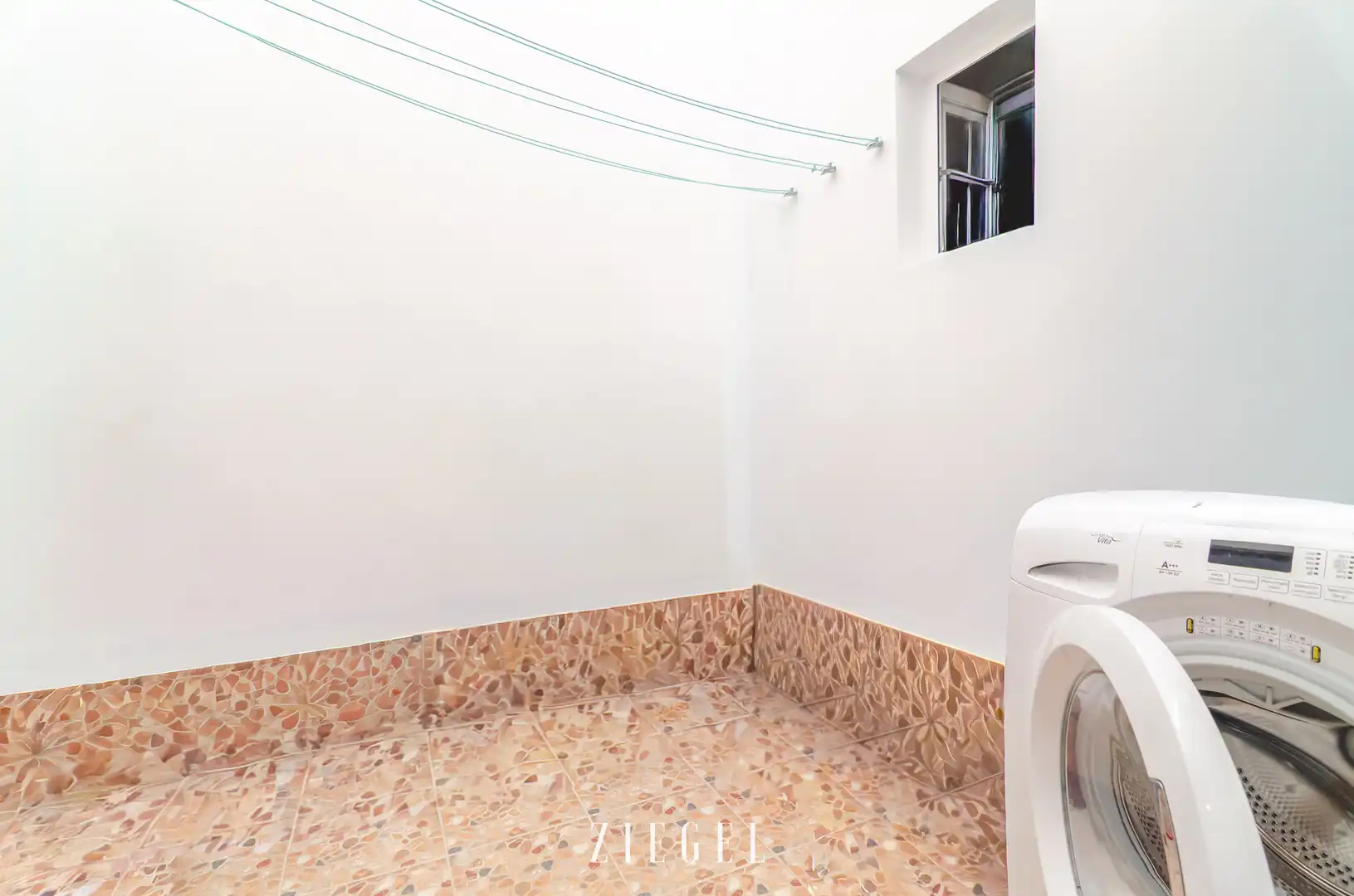 Bany de Casa o xalet en venda en Las Palmas de Gran Canaria amb Terrassa, Traster i Balcó