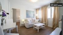 Living room of Flat to rent in  Madrid Capital  with Air Conditioner and Balcony