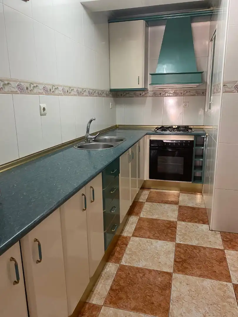 Kitchen of Flat for sale in Vélez-Málaga