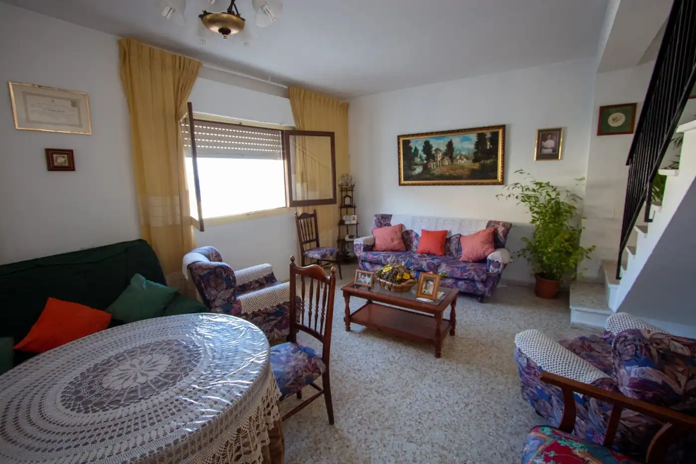 Sala d'estar de Casa adosada en venda en Gualchos