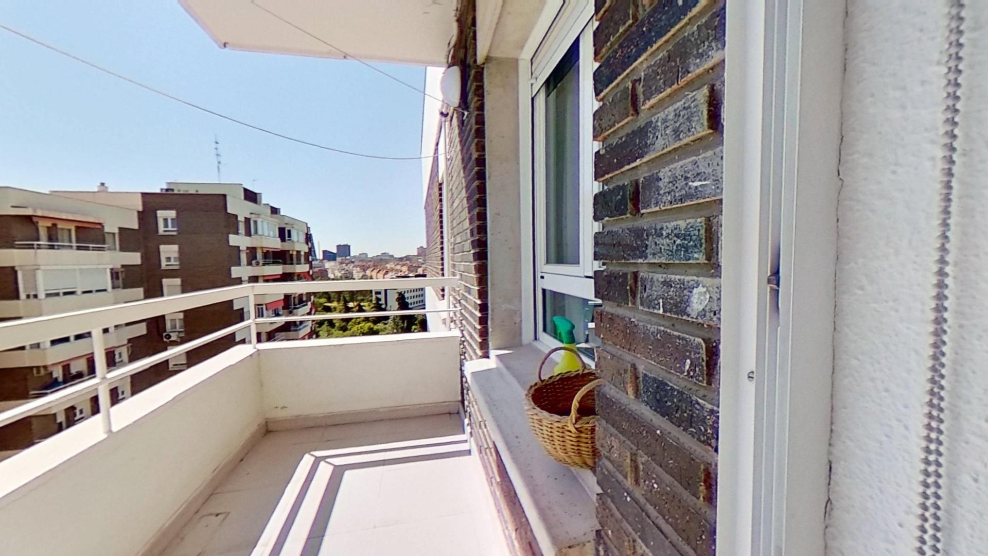 Terrassa de Pis en venda en  Madrid Capital amb Aire condicionat, Calefacció i Jardí privat