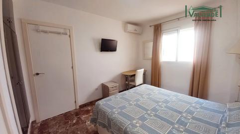 Foto 4 de Apartamento de alquiler en Calle Gran Capitán, Centro - Sagrario,  Granada Capital