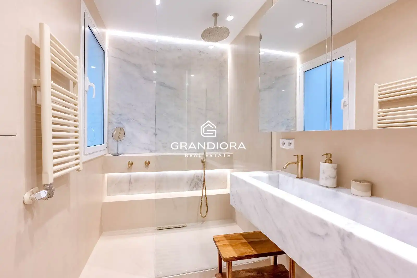 Appartamento con terrazza in vendita a Eixample, imagen 27
