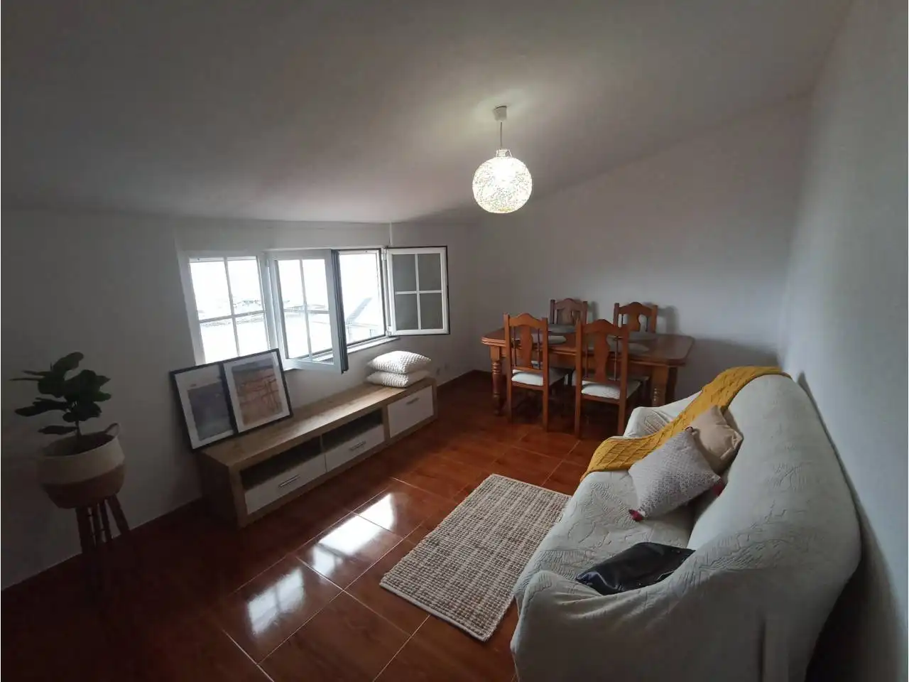Sala de estar de Piso en venta en Muros con Amueblado y Alarma