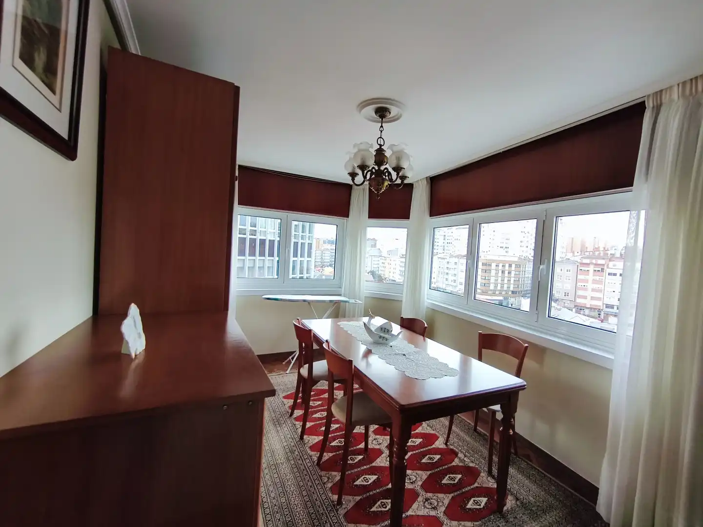 Comedor de Piso en venta en A Coruña Capital  con Calefacción, Parquet y Trastero