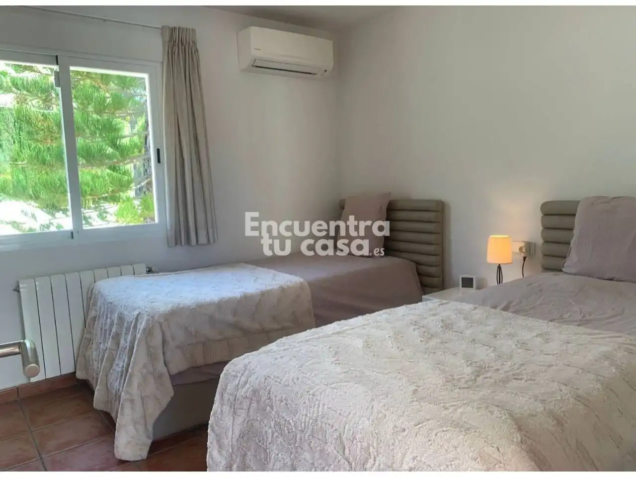 Habitación de Casa adosada de alquiler en Altea con Aire acondicionado, Calefacción y Jardín privado