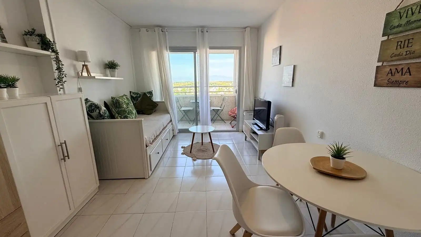 Apartamento con terraza en venta en Muga - Gran Reserva - Badia, imagen 5