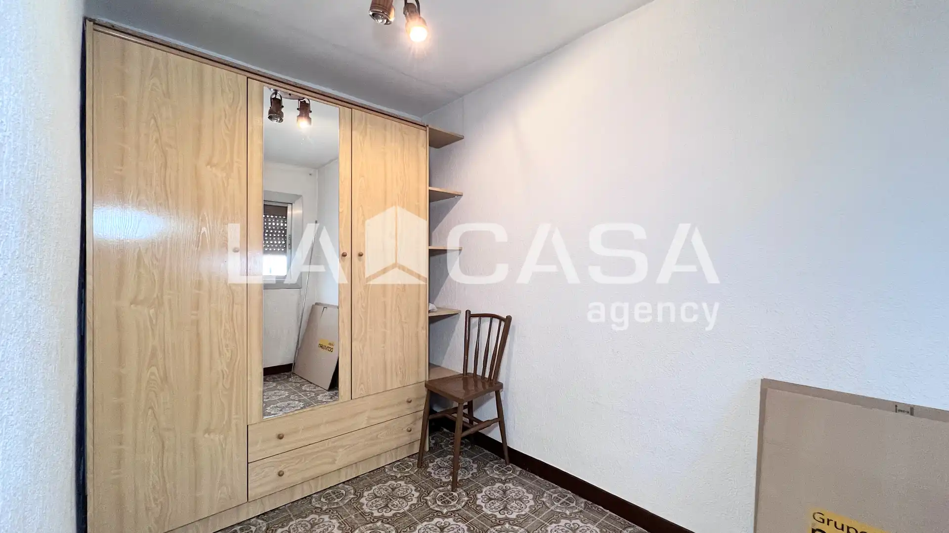 Flat for sale in Badalona  with Heating