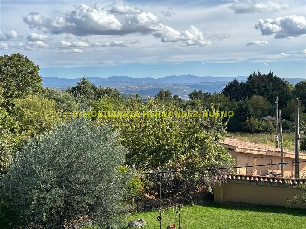 Casa o xalet en venda en Sequeros amb Calefacció, Jardí privat i Terrassa